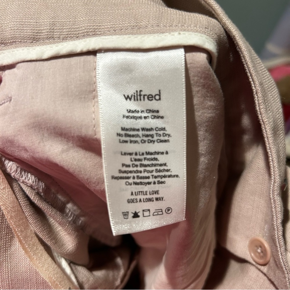Aritzia Wilfred Shorts - Picture 9 of 10